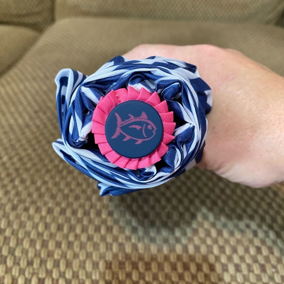 Southern Tide umbrella - Picture 5 of 5
